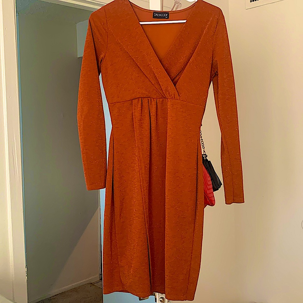 Cute Classy burnt orange mid length Long-Sleeve Dress🤩